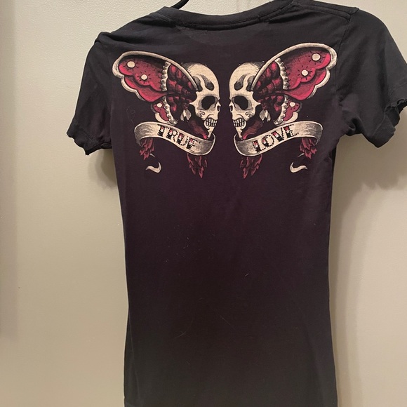 Woman’s small tee - Picture 2 of 5